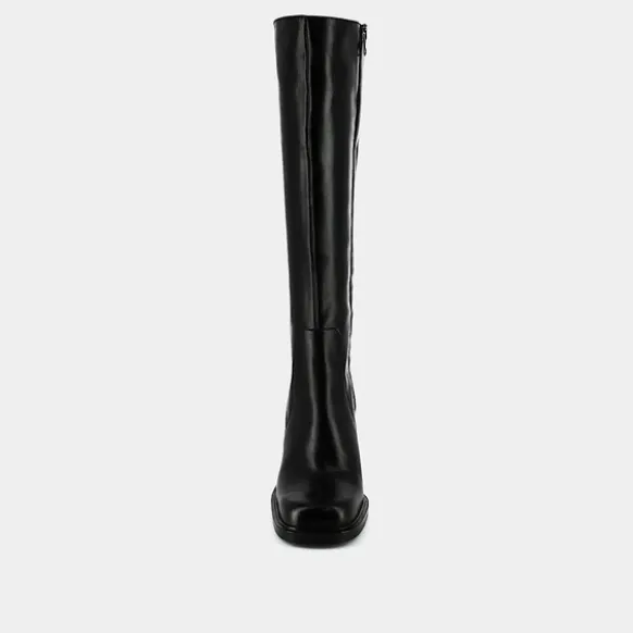 Bottes à talons et bouts carrés