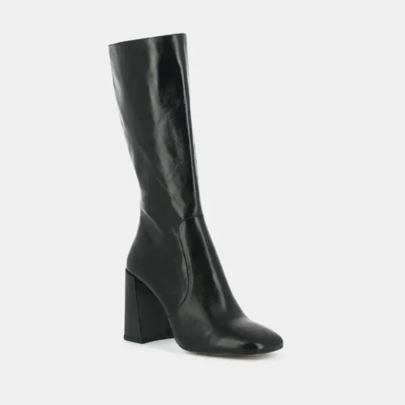 Bottes à talons et bouts carrés