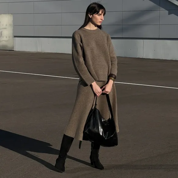 Bottes à talons et bouts pointus