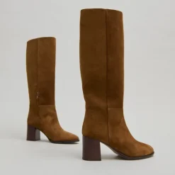 Bottes à talons et bouts ronds