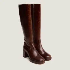 Bottes à talons et plateformes