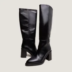 Bottes à talons lamellés