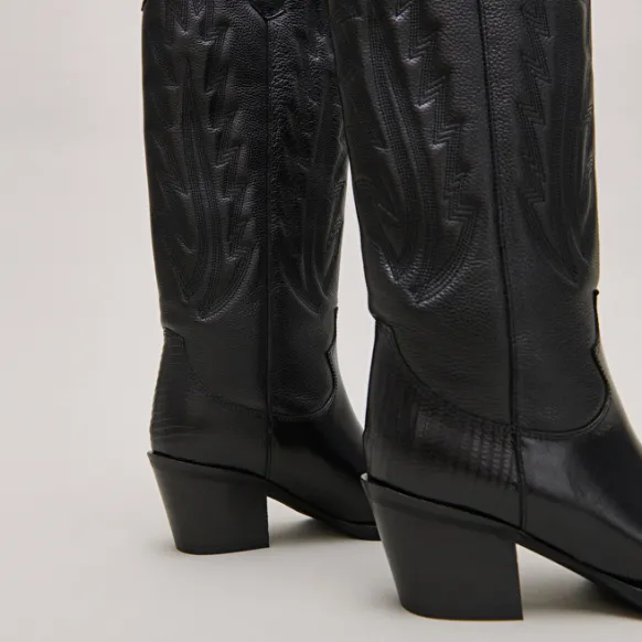Bottes à talons épais et surpiqures apparentes