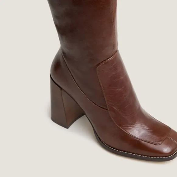 Bottes hautes à bouts carrés