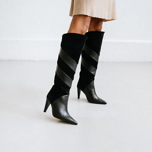 Bottes hautes à bouts pointus