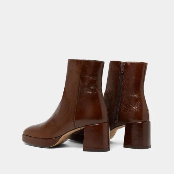 Bottines à bouts carrés