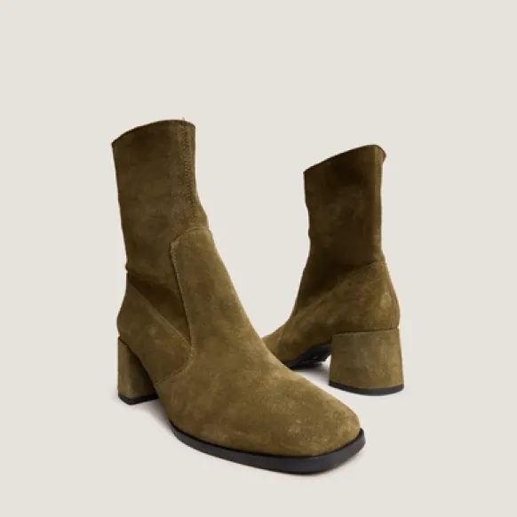 Bottines à bouts ovales