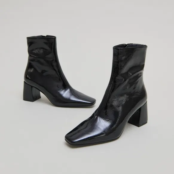 Bottines à bouts pointus