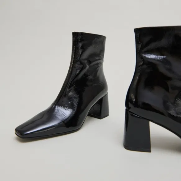 Bottines à bouts pointus