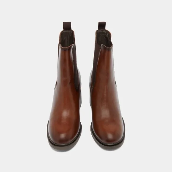 Bottines à élastiques et bouts arrondis....