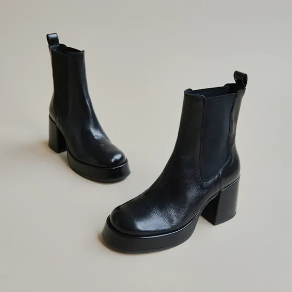 Bottines à plateformes et bouts carrés