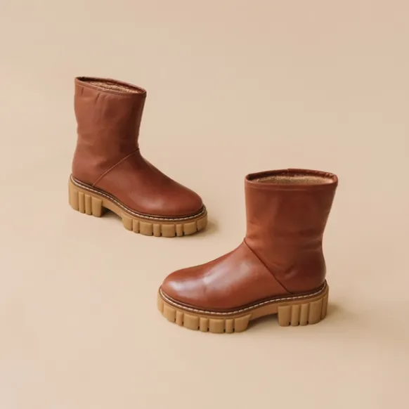 Bottines à semelles crantées