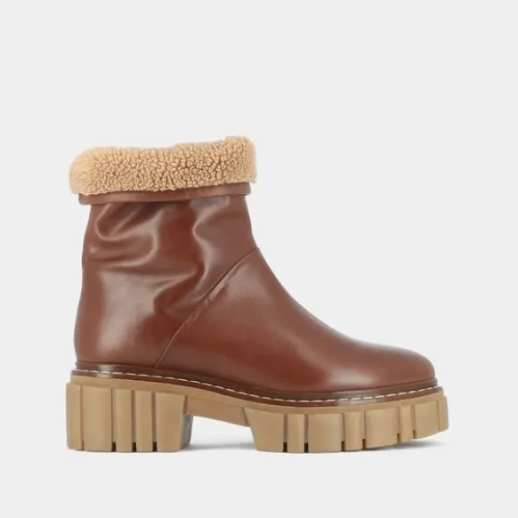 Bottines à semelles crantées