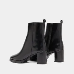 Bottines à talons