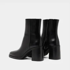 Bottines à talons