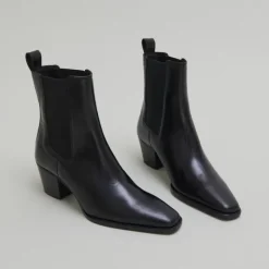 Bottines à talons biseautés et bouts poi...