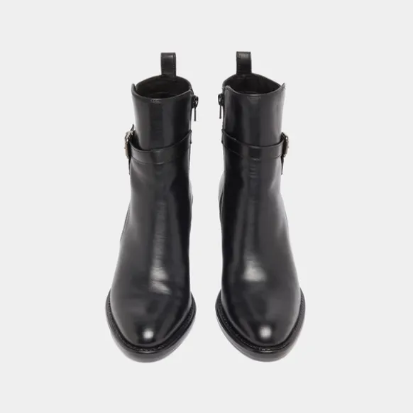 Bottines à talons et boucles