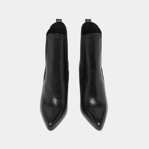 Bottines à talons et bouts pointus