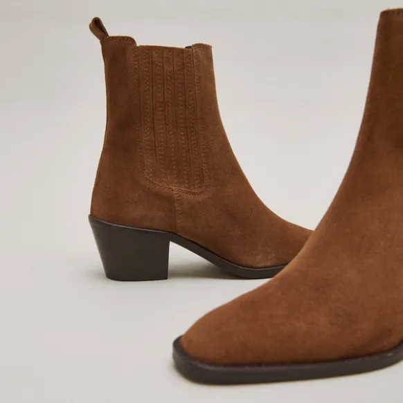 Bottines à talons et fronces