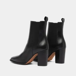 Bottines à talons et élastiques