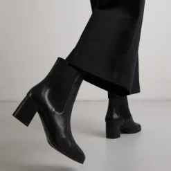 Bottines à talons et élastiques