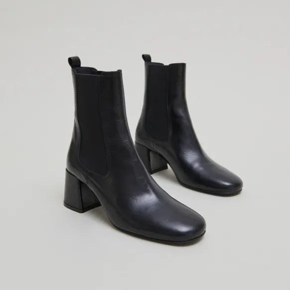 Bottines à talons et élastiques