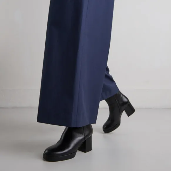Bottines à talons flare