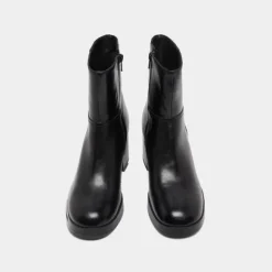 Bottines à talons flare