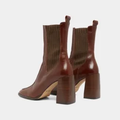 Bottines à talons hauts