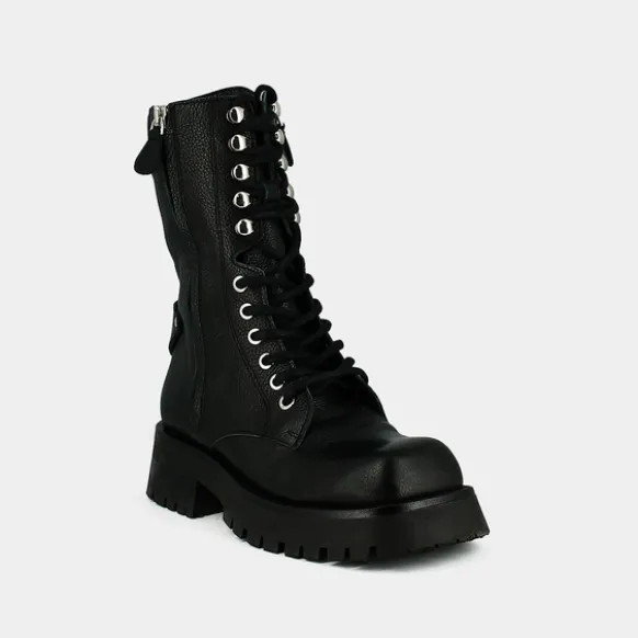 Bottines rangers à lacets, zips et bouts...