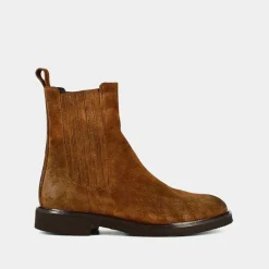 Chelsea boots