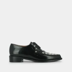 Derbies à clous