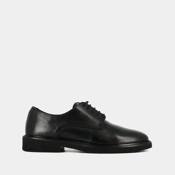 Derbies à lacets