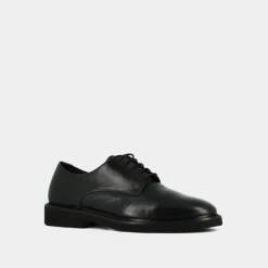 Derbies à lacets