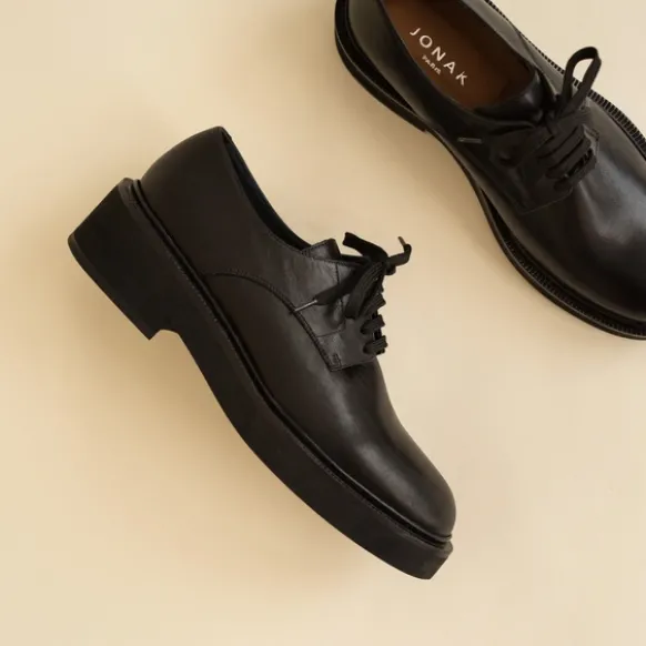 Derbies à lacets