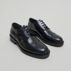 Derbies à lacets