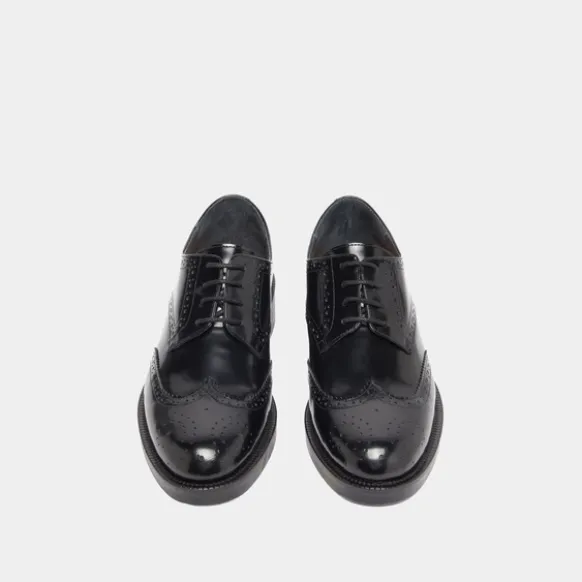 Derbies à lacets