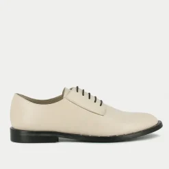 Derbies en cuir beige