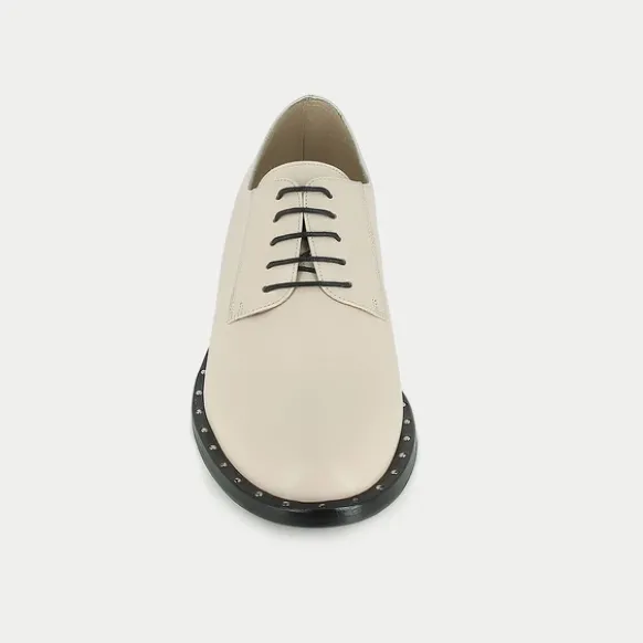 Derbies en cuir beige