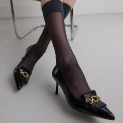 Escarpins à mors dorés