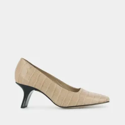 Escarpins à talons inclinés
