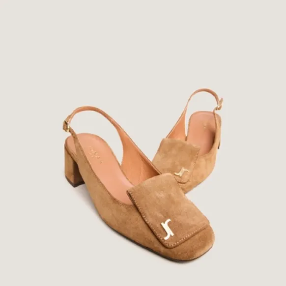 Escarpins slingbacks à monogrammes
