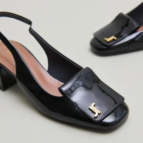 Escarpins slingbacks à monogrammes