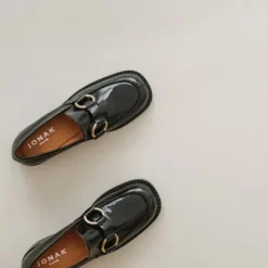 Mocassins à boucles