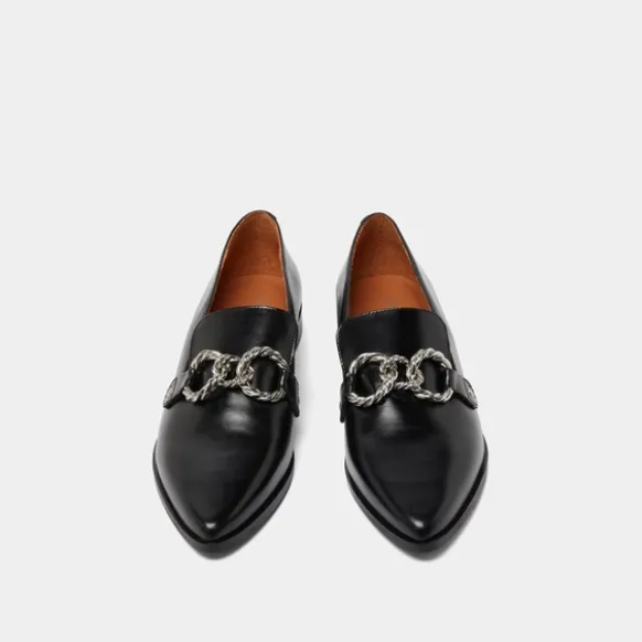Mocassins à boucles argentées et bouts p...