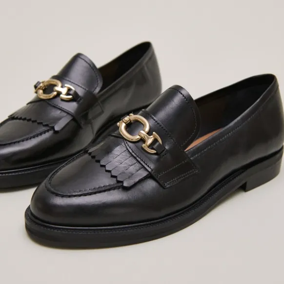 Mocassins à boucles dorées