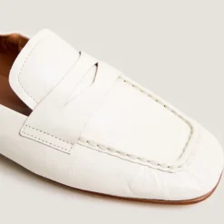 Mocassins à bouts carrés