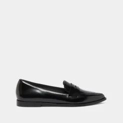 Mocassins à bouts pointus