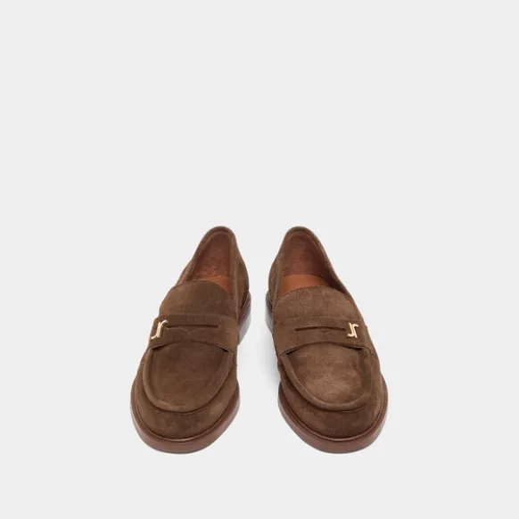 Mocassins à bouts ronds et monogrammes