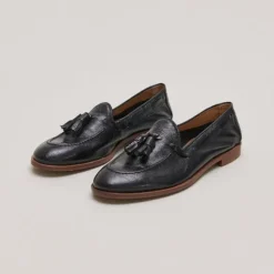 Mocassins à bouts ronds et pompons